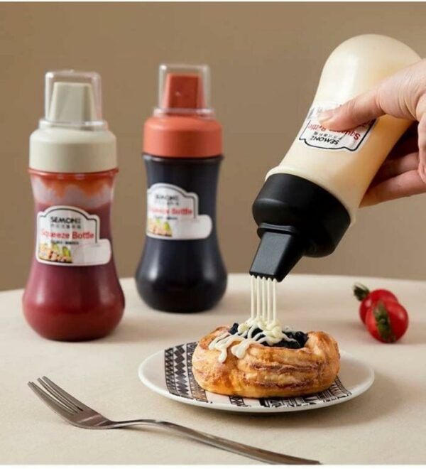 5 Hole Squeeze Sauce Bottle (Imported) - Image 4
