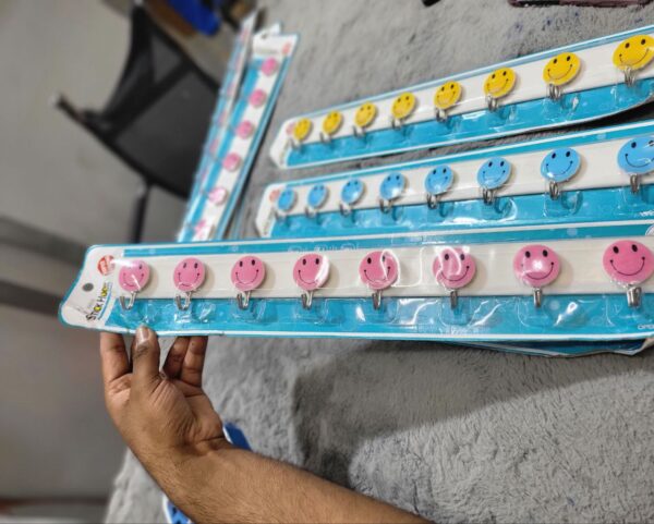 Self Adhesive 8Pcs Hook Plate - Image 2