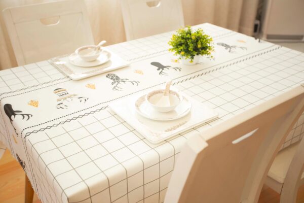 Waterproof Dinning Table Cover (140*190cm) - Image 2