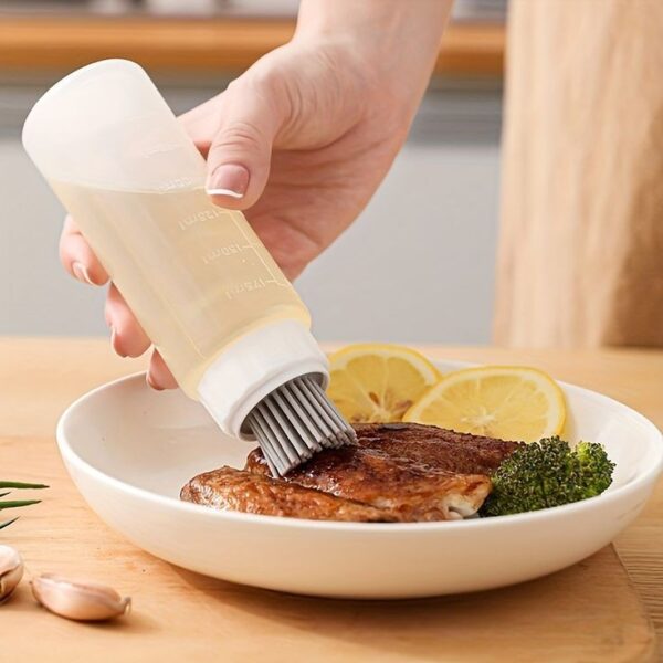 Creative Oil Brush With Bottel (Imported)