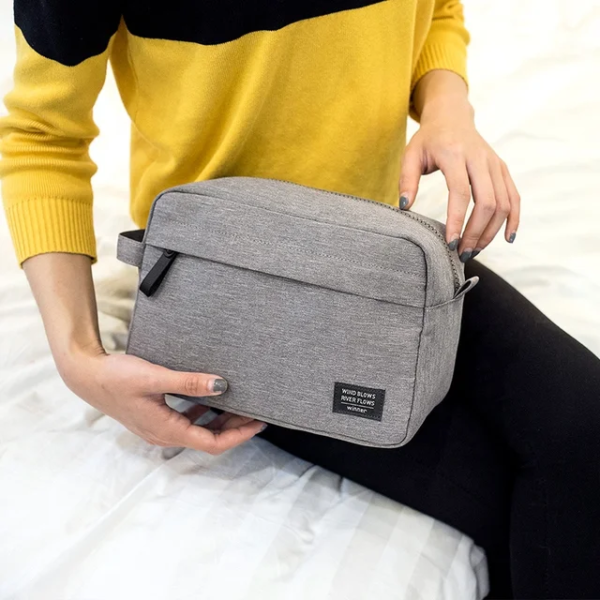 Avalanche Multipurpose Storage Pouch (Imported)
